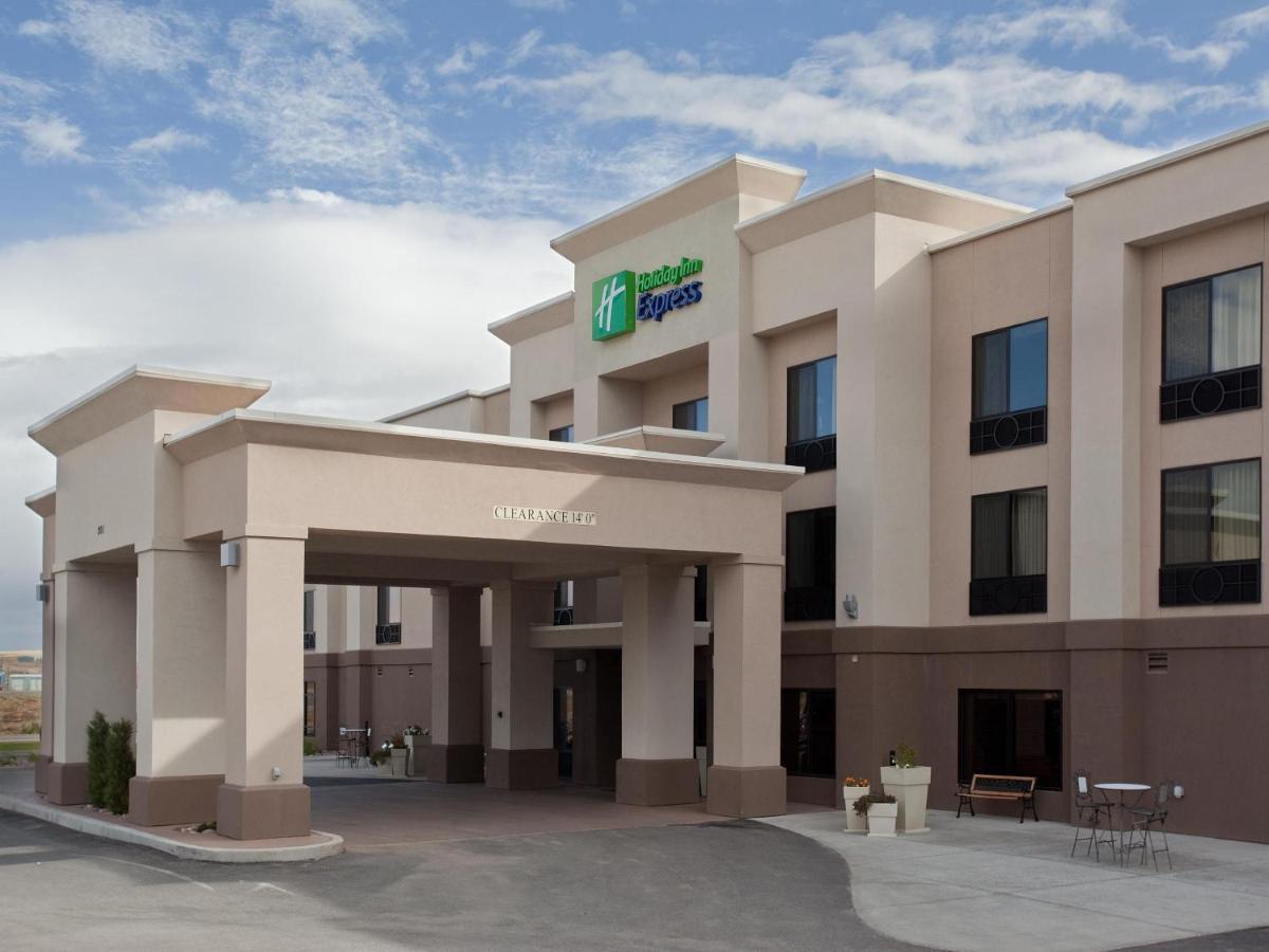 Holiday Inn Express Rawlins, An Ihg Hotel Exterior photo